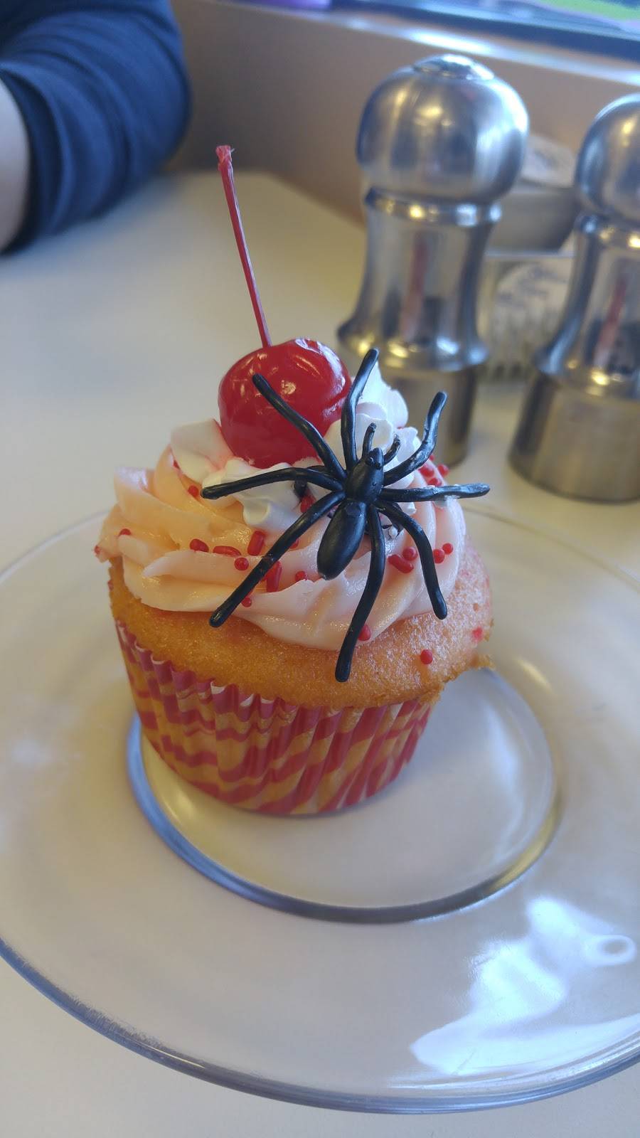 Tasty Treats and Eats | cafe | 2171 W Wisconsin Ave, Appleton, WI 54914, USA | 9209031438 OR +1 920-903-1438