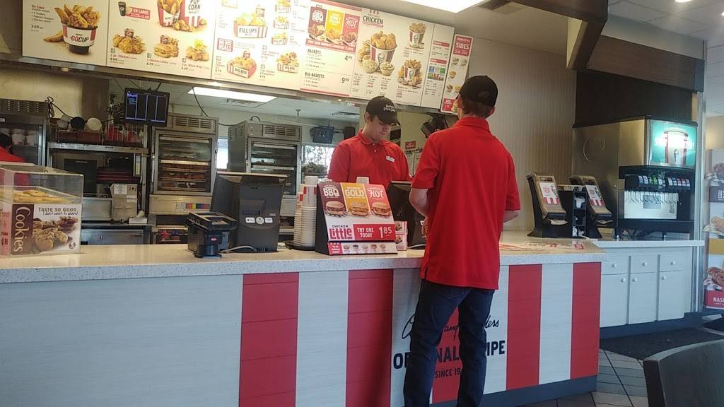 KFC | restaurant | 2575 Olympic St, Springfield, OR 97477, USA | 5417267725 OR +1 541-726-7725