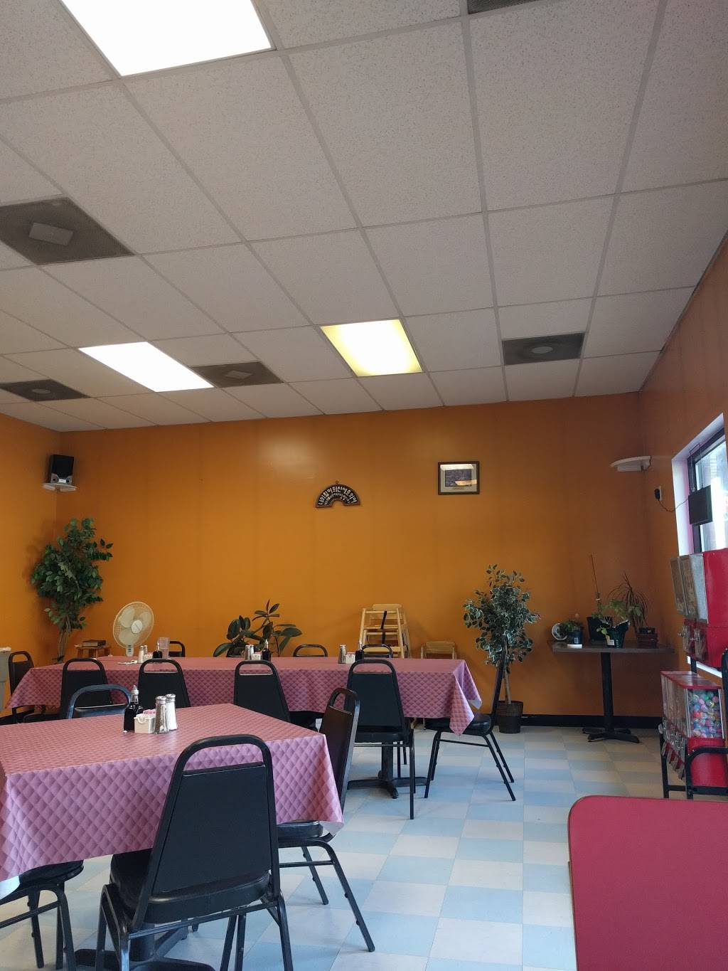 Royal Garden Chinese Restaurant | restaurant | 502 Pine St A, Steelville, MO 65565, USA | 5737753141 OR +1 573-775-3141