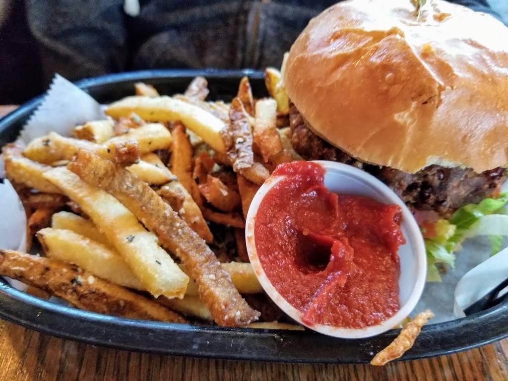 Huckleberry | restaurant | 21 Church St, New Paltz, NY 12561, USA | 8456338443 OR +1 845-633-8443