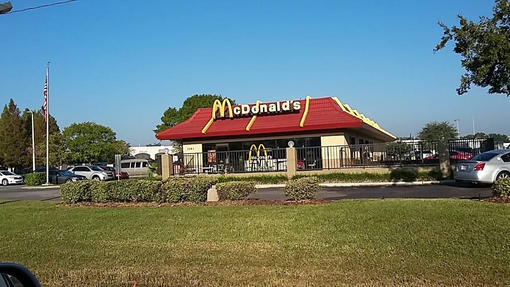 McDonalds | cafe | 3191 S John Young Pkwy, Kissimmee, FL 34746, USA | 4079334388 OR +1 407-933-4388