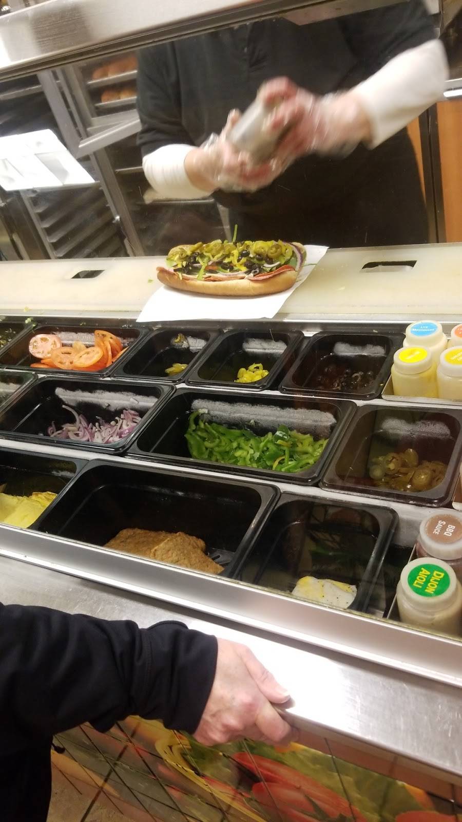 Subway Restaurants | restaurant | 758 Woodside Rd, Redwood City, CA 94061, USA | 6502619677 OR +1 650-261-9677