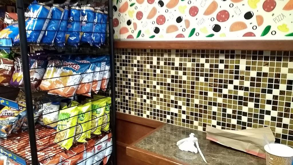 CJ s Gourmet Pizza & Grill | restaurant | 29 Hudson Rd, Sudbury, MA 01776, USA | 9784433000 OR +1 978-443-3000