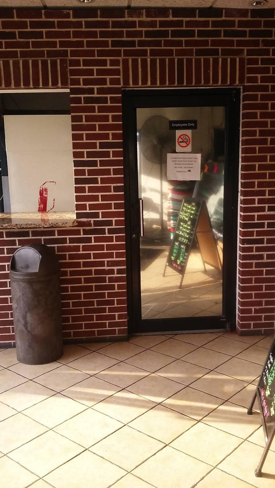 Crab City | restaurant | 2750 W Franklin St, Baltimore, MD 21223, USA | 4109476010 OR +1 410-947-6010