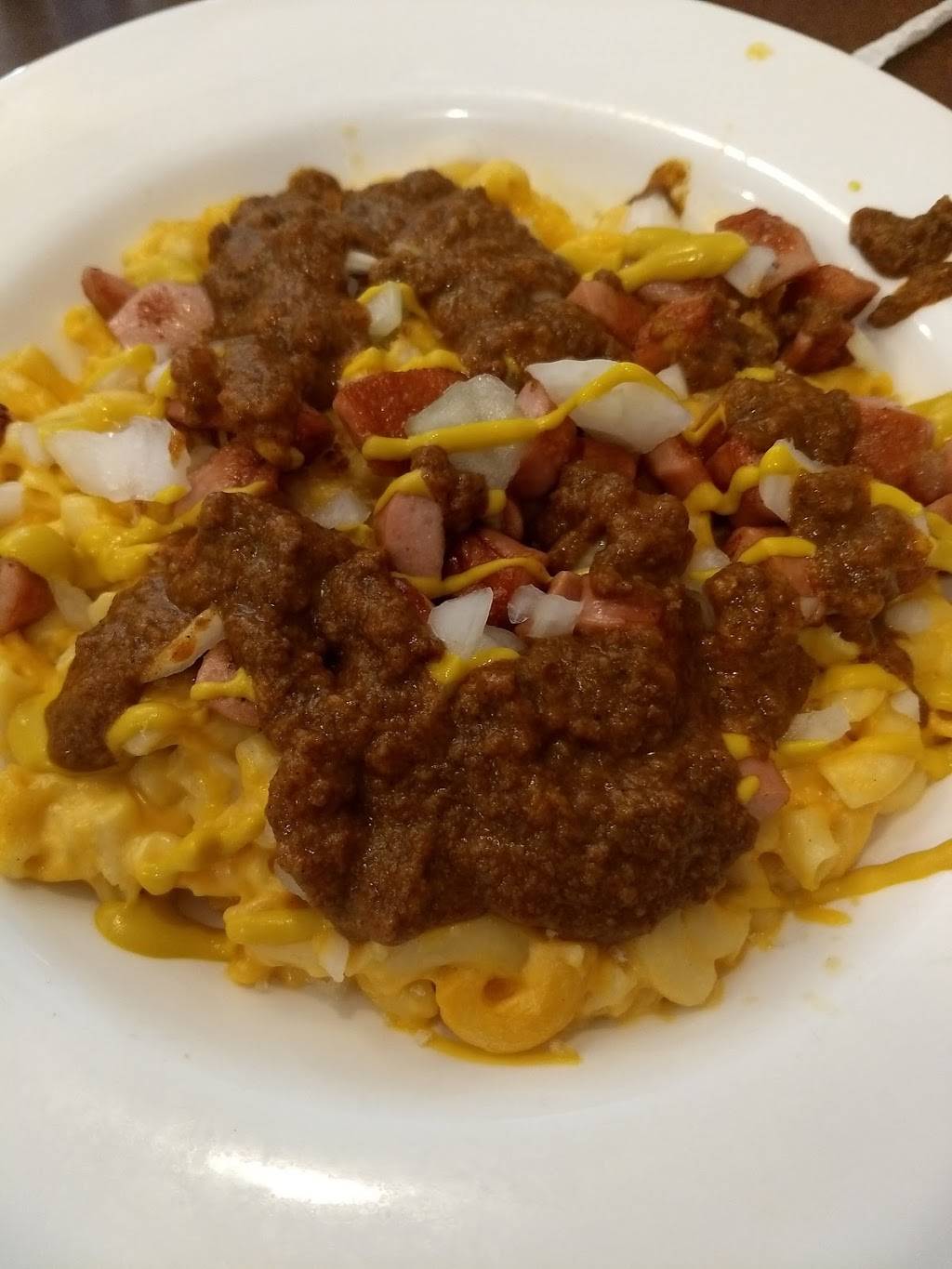 ZJs Family Restaurant | restaurant | 140 Pine St, Hamburg, NY 14075, USA | 7166461333 OR +1 716-646-1333