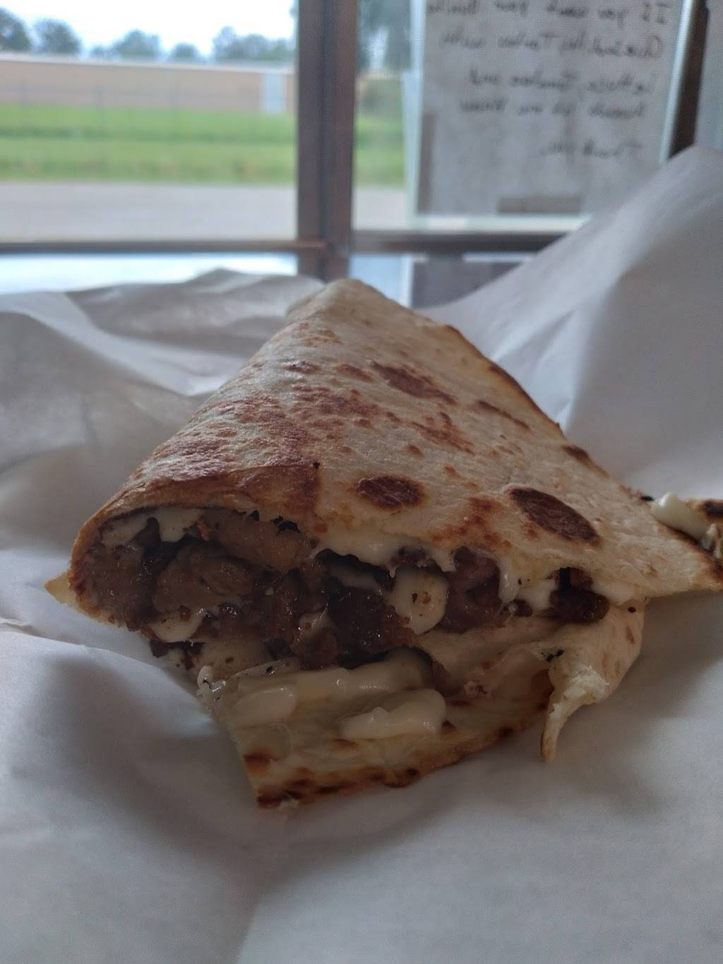 Elis | restaurant | 2581 Sun Acres Blvd, Auburndale, FL 33823, USA | 8638776092 OR +1 863-877-6092