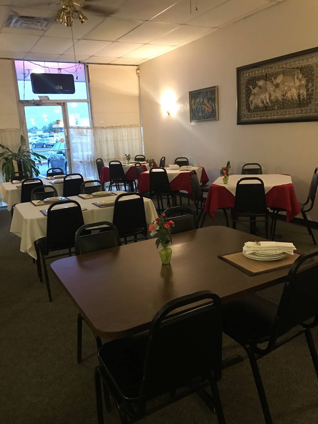 Sukhothai Restaurant | restaurant | 423 N Fielder Rd, Arlington, TX 76012, USA | 8178604107 OR +1 817-860-4107