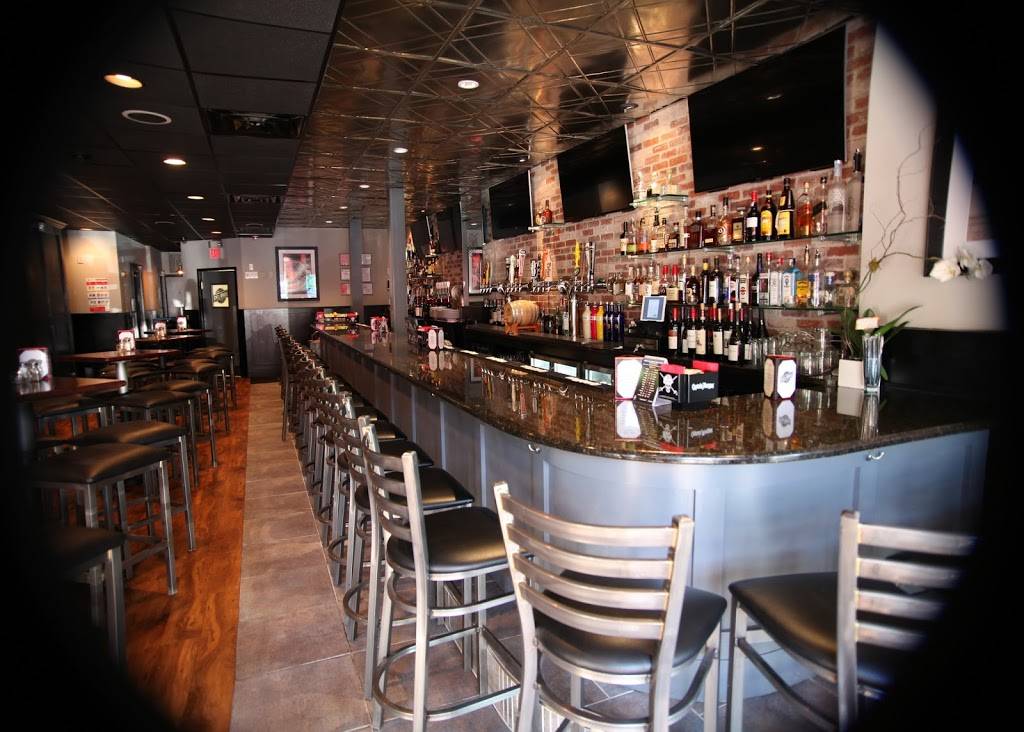 Steel Wheel Tavern | restaurant | 51 N Broad St, Ridgewood, NJ 07450, USA | 2018821800 OR +1 201-882-1800