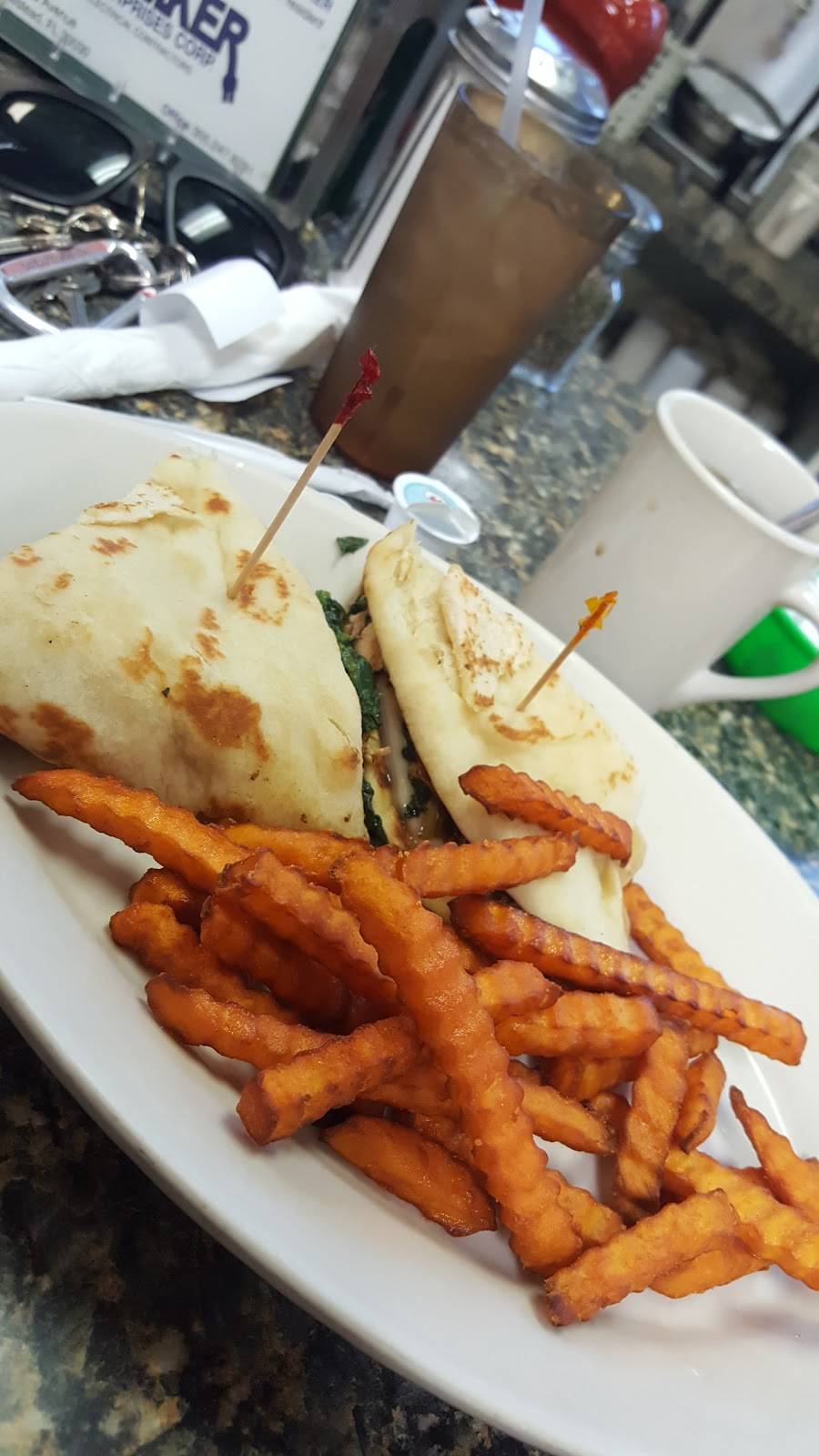 Royal Palm Grill 2 | restaurant | 436 N Krome Ave, Homestead, FL 33030, USA | 7863773626 OR +1 786-377-3626