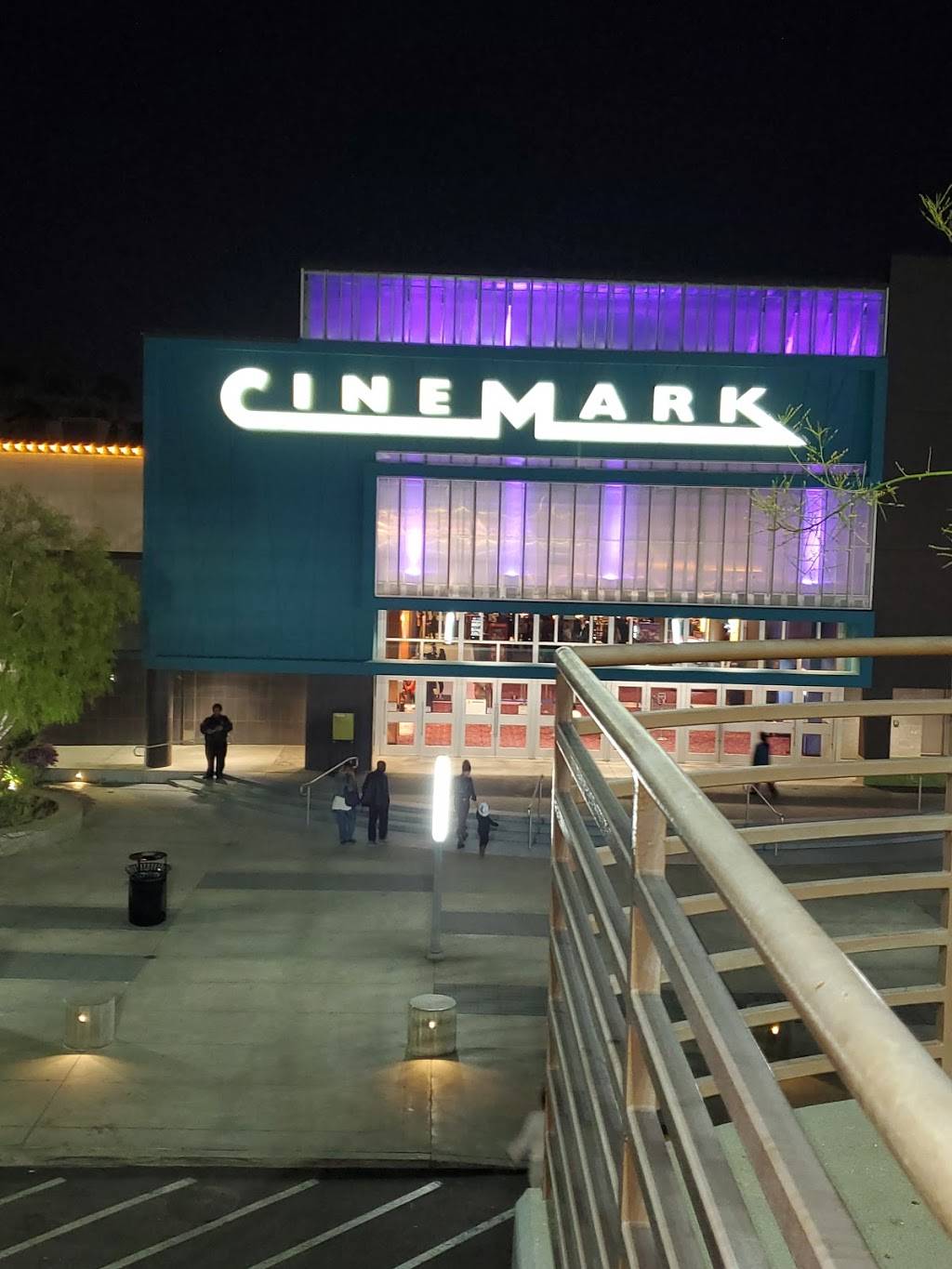 Cinemark Baldwin Hills | meal takeaway | 4020 Marlton Ave, Los Angeles, CA 90008, USA | 3232961005 OR +1 323-296-1005