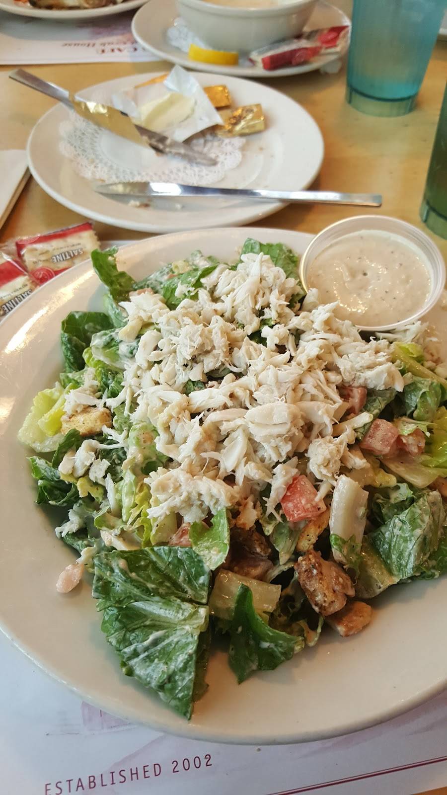 Ships Cafe Restaurant and Crab House | restaurant | 828 Frederick Rd, Catonsville, MD 21228, USA | 4107441838 OR +1 410-744-1838