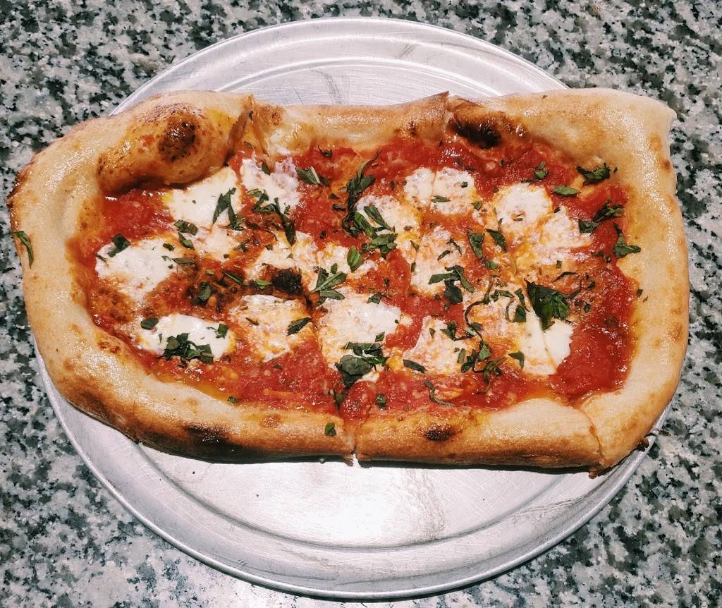 Porta Pizza Co. | restaurant | 51 E Pleasant St, Amherst, MA 01002, USA | 4138350289 OR +1 413-835-0289