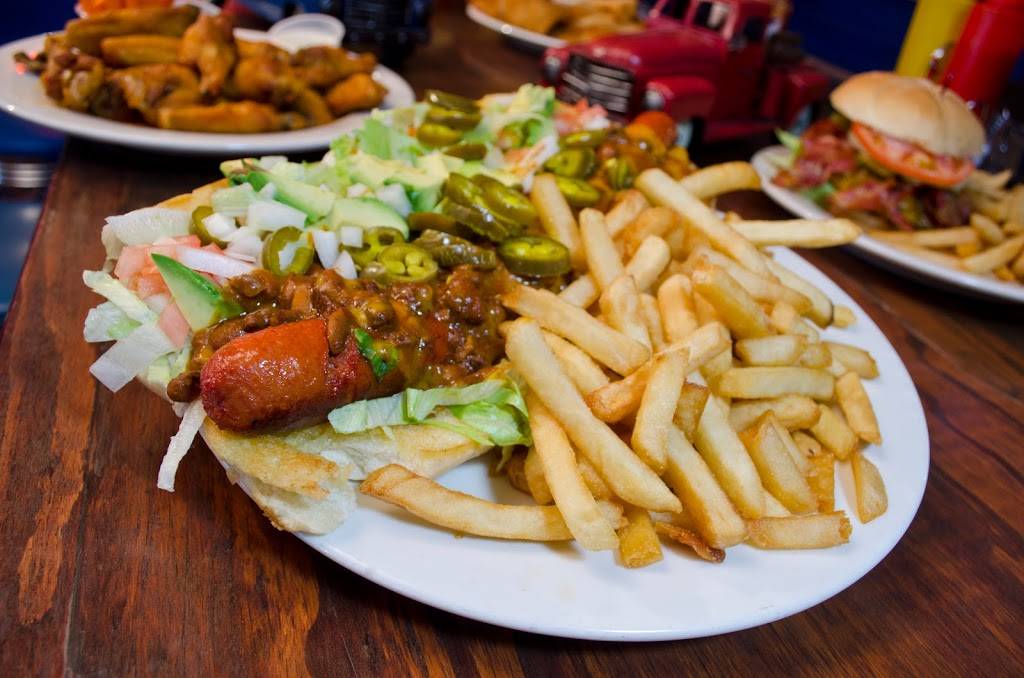 Cheeseburgers & More | restaurant | 6779 W Indiantown Rd, Jupiter, FL 33458, USA | 5615759490 OR +1 561-575-9490