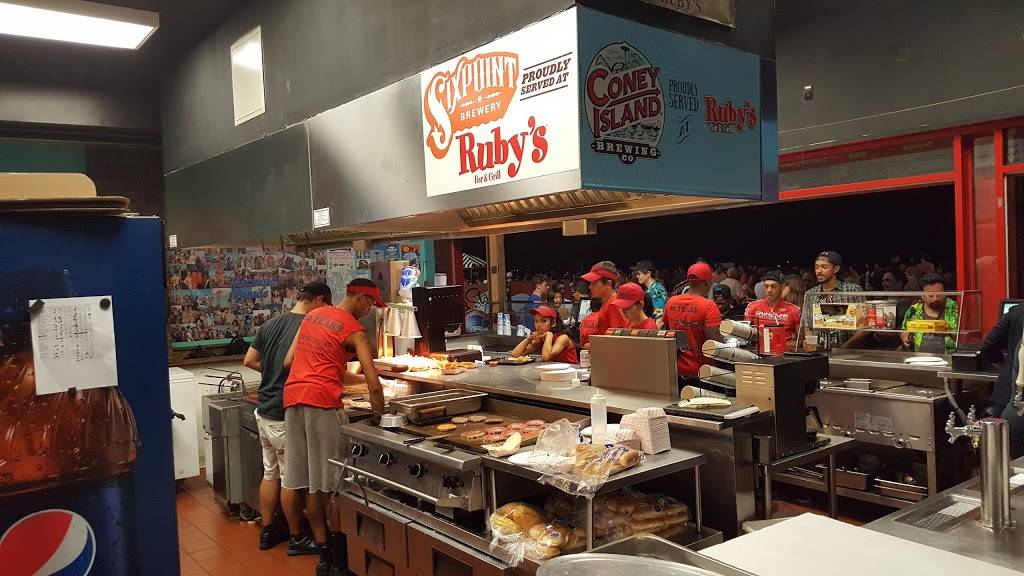 Rubys Bar & Grill | restaurant | 1213 Riegelmann Boardwalk, Brooklyn, NY 11224, USA | 7189757829 OR +1 718-975-7829