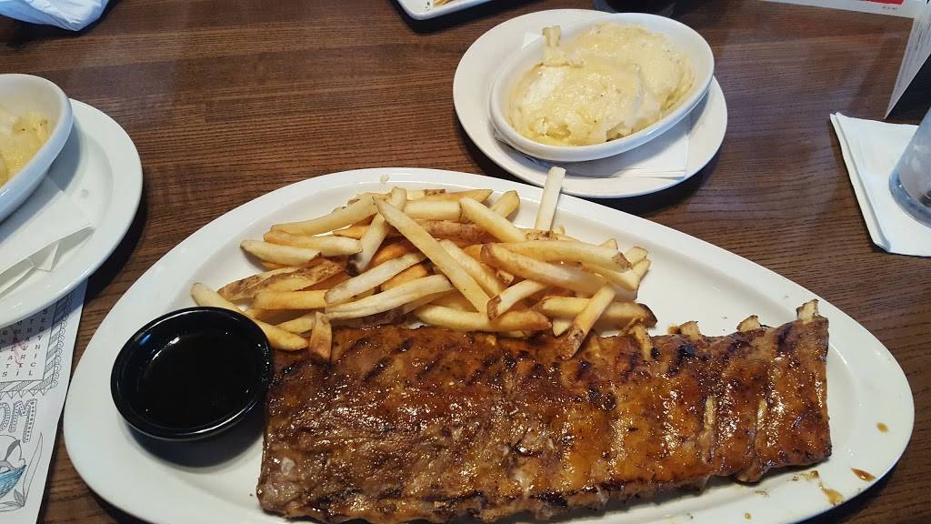 TGI Fridays | restaurant | 620 Scranton Carbondale Hwy, Scranton, PA 18508, USA | 5705585500 OR +1 570-558-5500