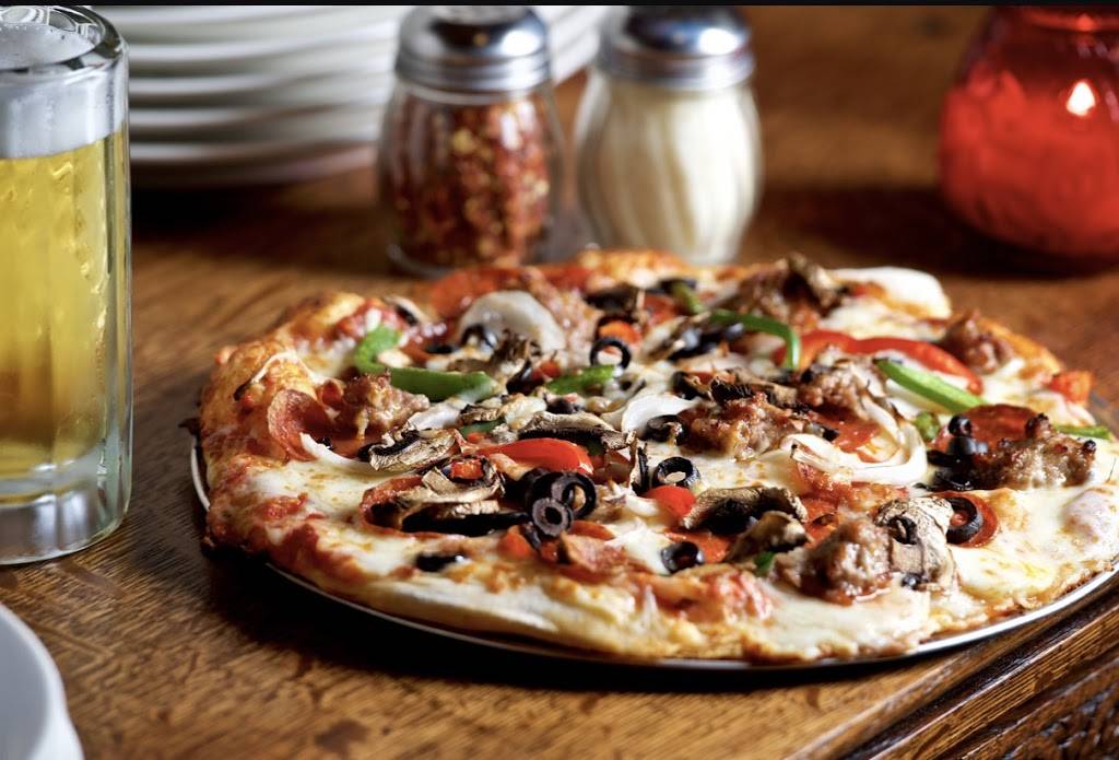 Sorrentos Italian Joint | restaurant | 5143 Montgomery Rd, Cincinnati, OH 45212, USA | 5135315070 OR +1 513-531-5070