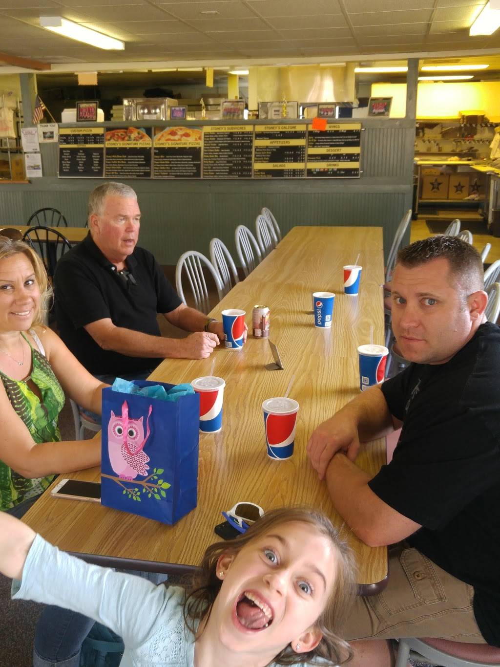 Stone Brothers Pizza | restaurant | 237 N Central Ave, Utica, OH 43080, USA | 7408922626 OR +1 740-892-2626