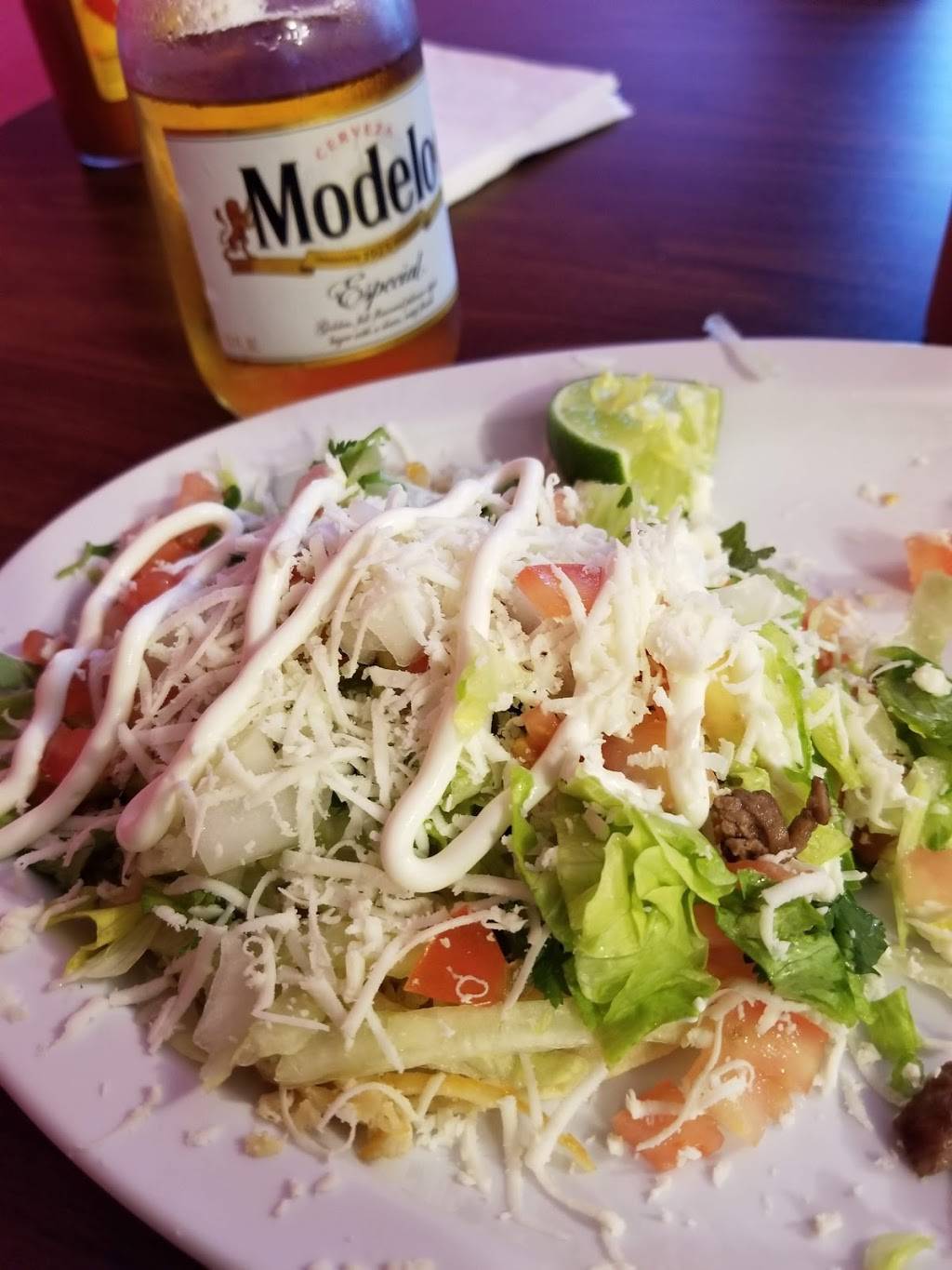 Restaurante Y Pupuseria Las Flores | restaurant | 913 Lake Ave #3708, Lake Worth, FL 33460, USA | 5613603791 OR +1 561-360-3791