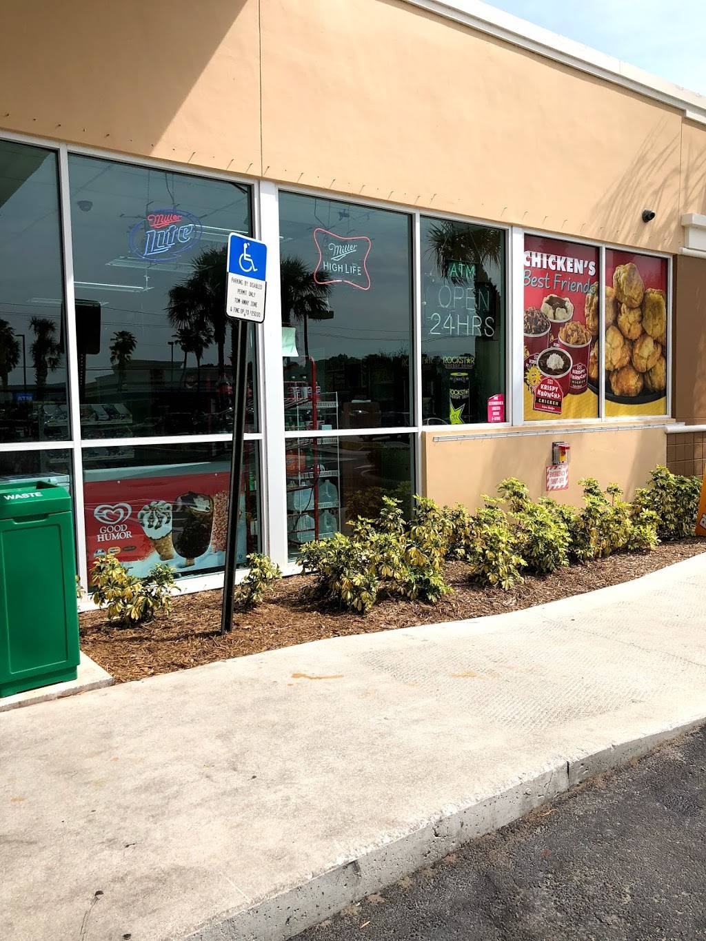 Krispy Krunchy Chicken | restaurant | 119 SW Cashmere Blvd #1929, Port St. Lucie, FL 34986, USA | 7723448932 OR +1 772-344-8932