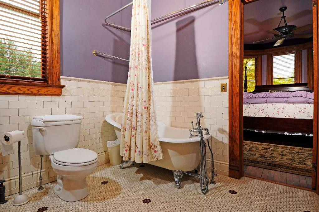 Café Cimino Country Inn | restaurant | 616 Main St, Sutton, WV 26601, USA | 3047652913 OR +1 304-765-2913