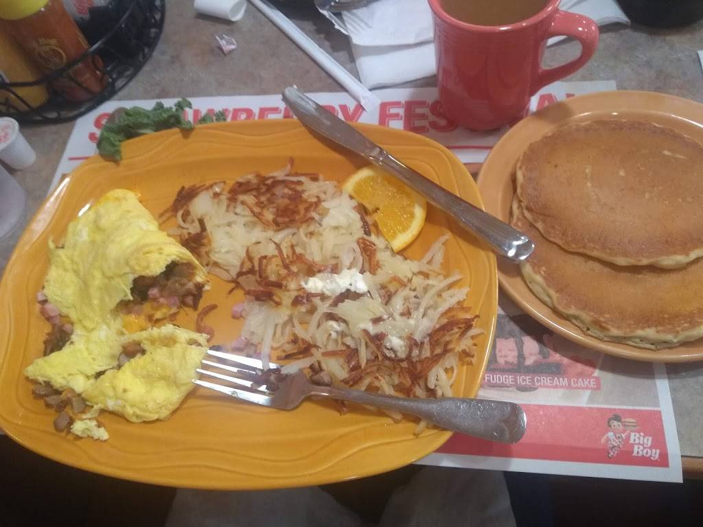 Big Boy | restaurant | 28340 Ford Rd, Garden City, MI 48135, USA | 7344252360 OR +1 734-425-2360