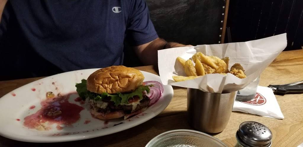 Max Burger Longmeadow | restaurant | 684 Bliss Rd, Longmeadow, MA 01106, USA | 4137980101 OR +1 413-798-0101