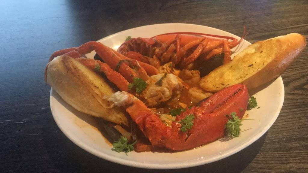 Quarterdeck Restaurants | restaurant | 1035 SE 17th St, Fort Lauderdale, FL 33316, USA | 9545246163 OR +1 954-524-6163