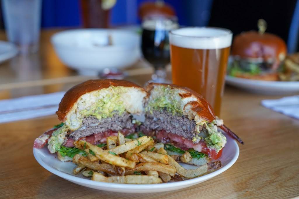 Royal Cafe Narberth | restaurant | 724 Montgomery Ave, Narberth, PA 19072, USA | 4844292626 OR +1 484-429-2626