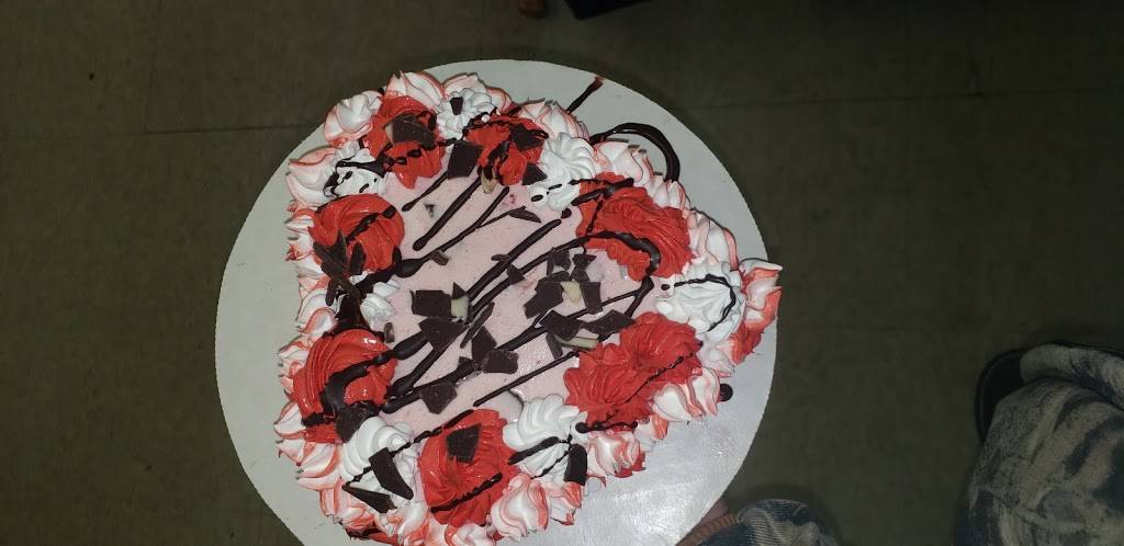 Dairy Queen Store | restaurant | 34250 US Highway 96 S, Buna, TX 77612, USA | 4099949180 OR +1 409-994-9180