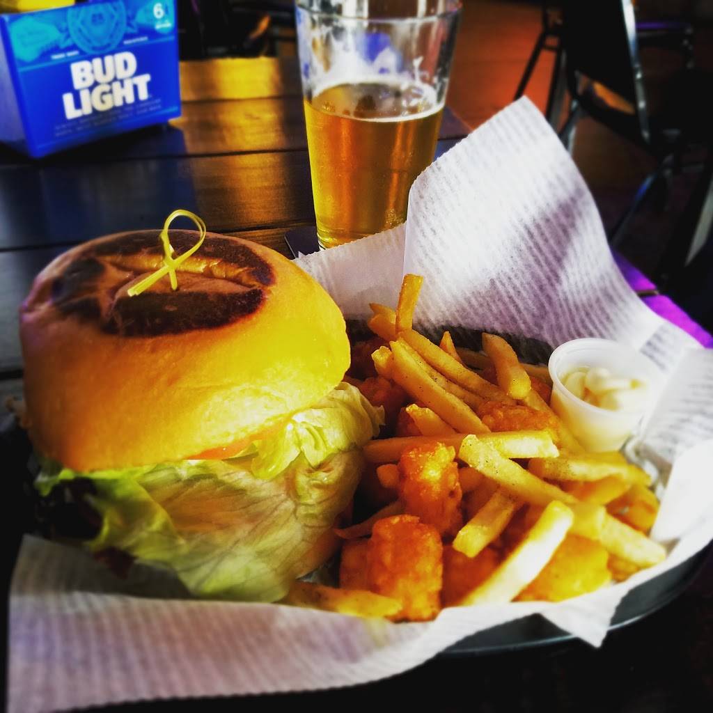 T-Bones Sports Pub | night club | 1971 W T C Jester Blvd, Houston, TX 77008, USA | 7138643944 OR +1 713-864-3944