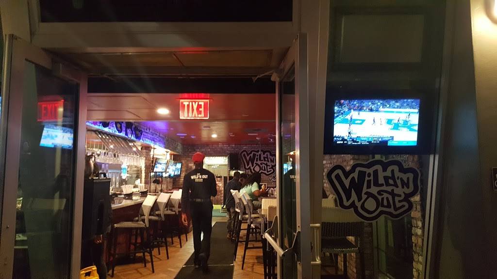 Wild N Out Bar | restaurant | 1144 Ocean Dr, Miami Beach, FL 33139, USA | 3055353500 OR +1 305-535-3500