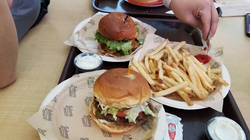 Johnny Rockets | restaurant | 2774 Livermore Outlets Dr, Livermore, CA 94551, USA | 9252928231 OR +1 925-292-8231