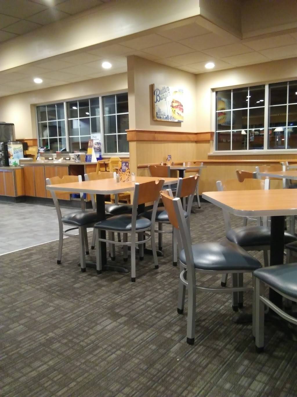 Culvers | restaurant | 1570 E Sumner St, Hartford, WI 53027, USA | 2626706093 OR +1 262-670-6093