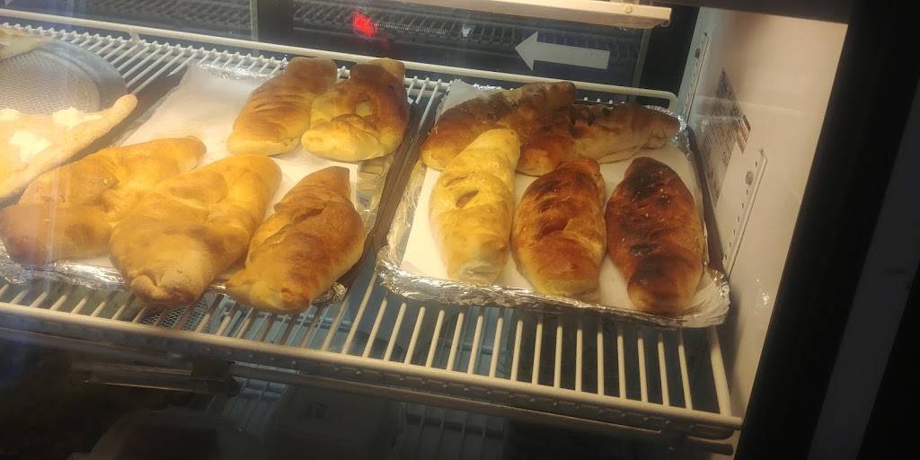 Little Italy Downtown | restaurant | 106 GE Patterson Ave, Memphis, TN 38103, USA | 9017912419 OR +1 901-791-2419