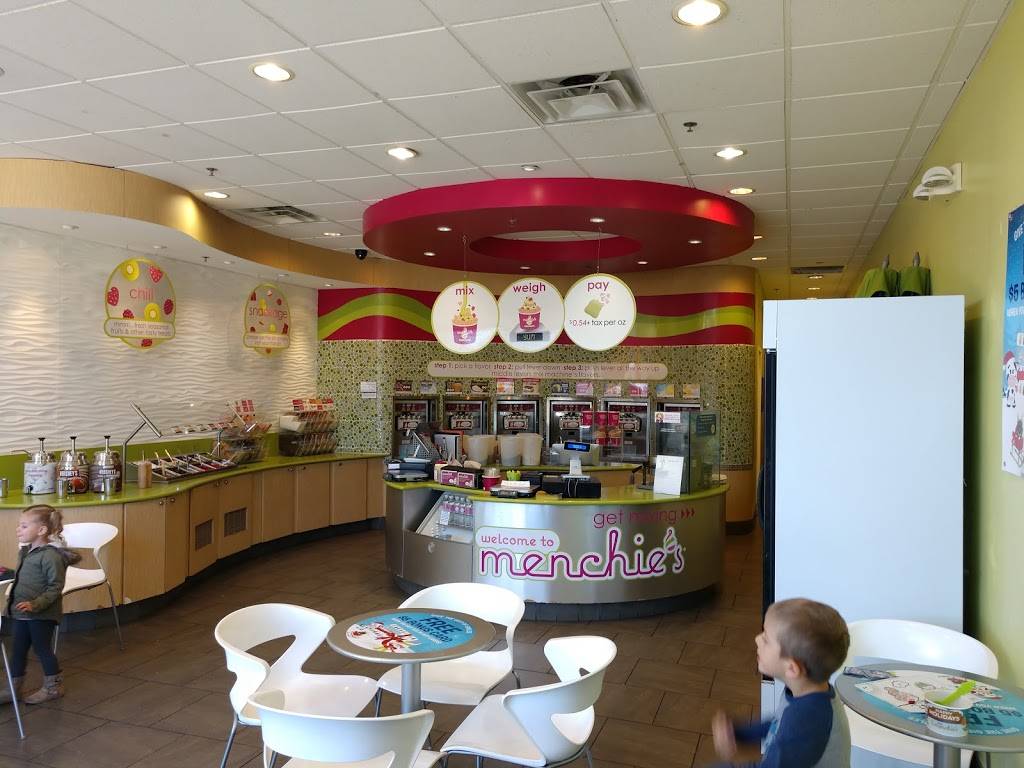 Menchies Frozen Yogurt | bakery | 1569 Fall River Dr #153, Loveland, CO 80538, USA | 9704619700 OR +1 970-461-9700