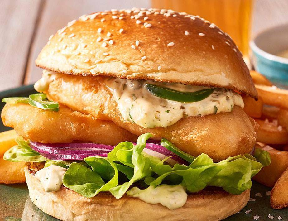 Beach Waves Grill | restaurant | 2300 Gulf Blvd, Indian Rocks Beach, FL 33785, USA | 7275933663 OR +1 727-593-3663