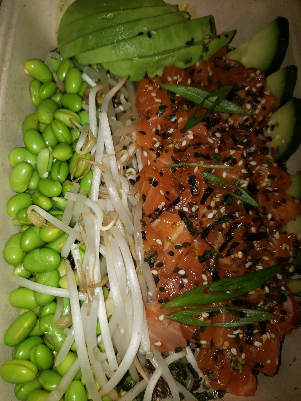 Burgee Bar | restaurant | Fishing Village Dr, Key Largo, FL 33037, USA | 3053672611 OR +1 305-367-2611