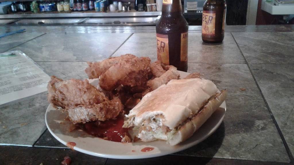 Kajun King Restaurant | restaurant | 108 S Main St, St Martinville, LA 70582, USA | 3373422160 OR +1 337-342-2160