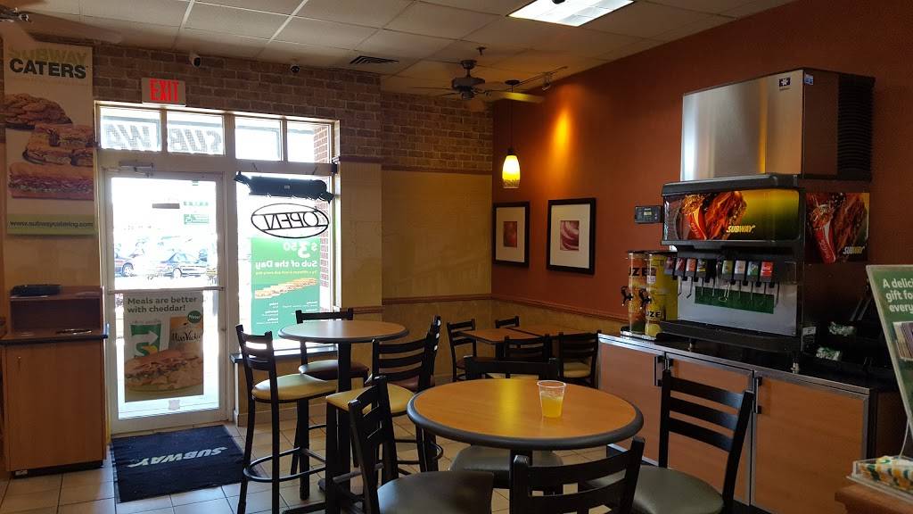 Subway Restaurants | restaurant | 6030 Daybreak Cir, Clarksville, MD 21029, USA | 4105317982 OR +1 410-531-7982