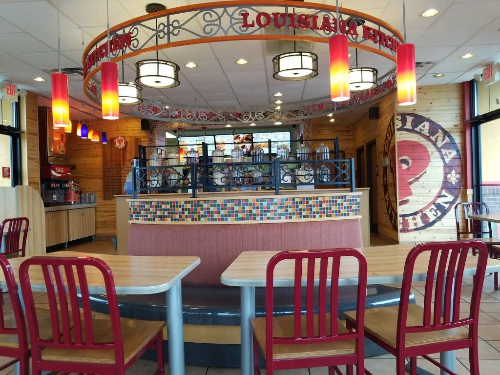 Popeyes Louisiana Kitchen | restaurant | 2659 Valley Ave, Winchester, VA 22601, USA | 5407238822 OR +1 540-723-8822