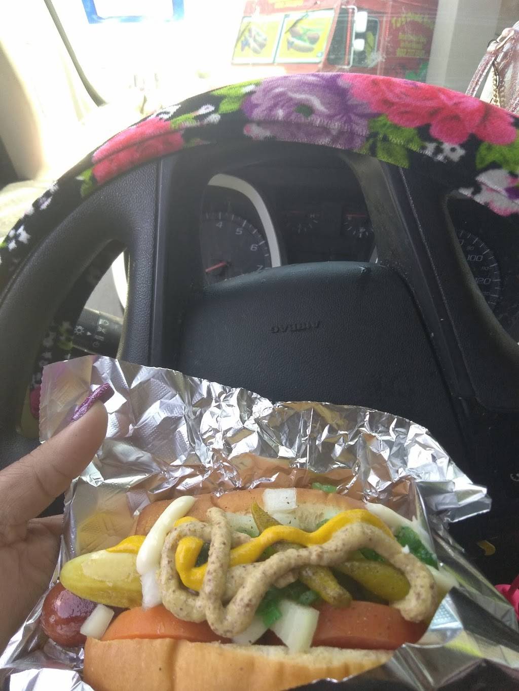 TJs Dawg House | meal takeaway | 501 S Plano Rd, Richardson, TX 75081, USA | 8027771541 OR +1 802-777-1541