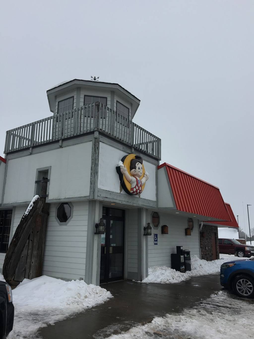 BIG BOY | restaurant | 861 S Main St, Cheboygan, MI 49721, USA | 2316273661 OR +1 231-627-3661