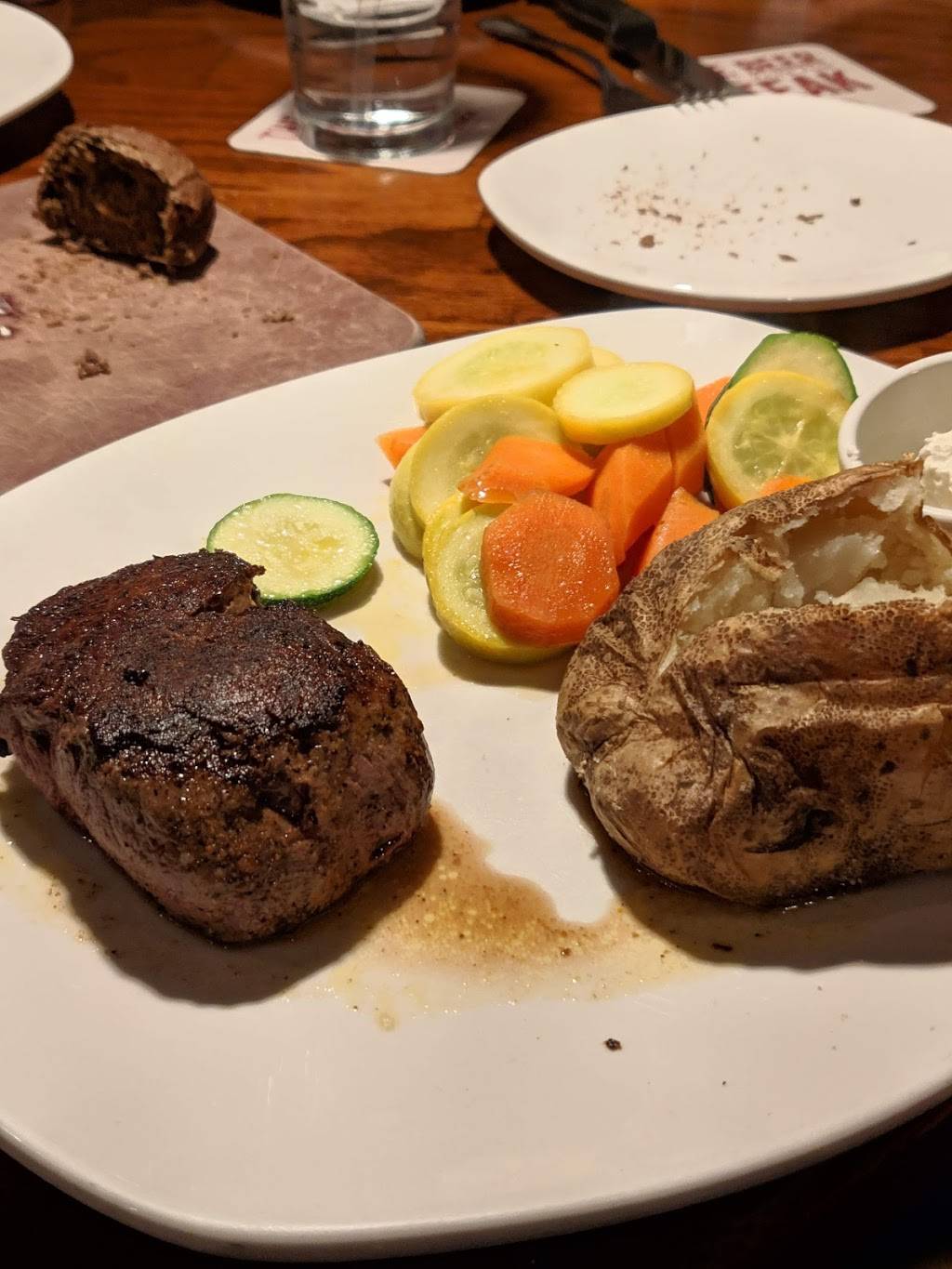 Outback Steakhouse | restaurant | 4287 W College Ave, Grand Chute, WI 54914, USA | 9207304329 OR +1 920-730-4329