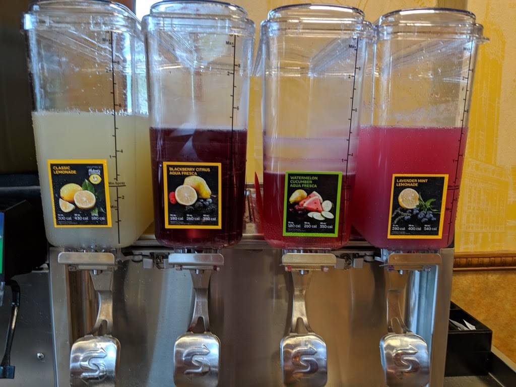 Subway | restaurant | 605 W 29th St, Buena Vista, VA 24416, USA | 5402611609 OR +1 540-261-1609