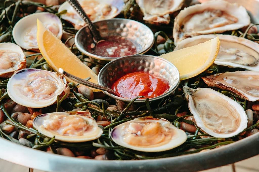 Blakes Kitchen + Bar | restaurant | 276 Friend St, Boston, MA 02114, USA | 6177207834 OR +1 617-720-7834