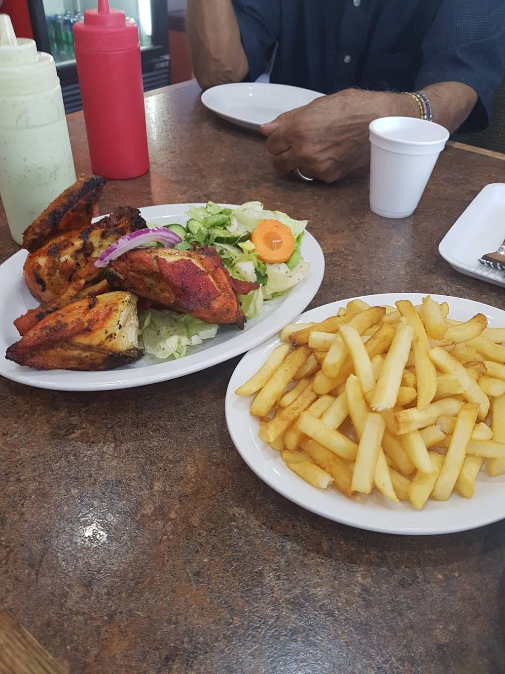 The Kebob | restaurant | 3417 Derry Rd E, Mississauga, ON L4T 1A8, Canada | 9056782324 OR +1 905-678-2324