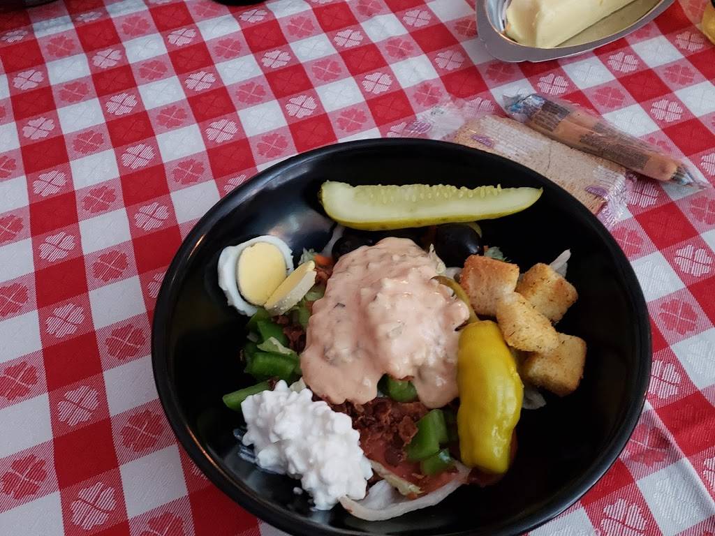 The Beefmastor Inn | restaurant | 2656 US-301, Wilson, NC 27893, USA | 2522377343 OR +1 252-237-7343