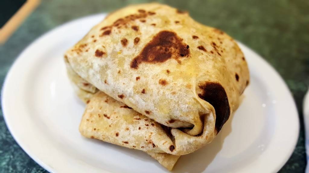 Shandras Roti Shop | restaurant | 5030 Maingate Dr, Mississauga, ON L4W 1N5, Canada | 9056257775 OR +1 905-625-7775