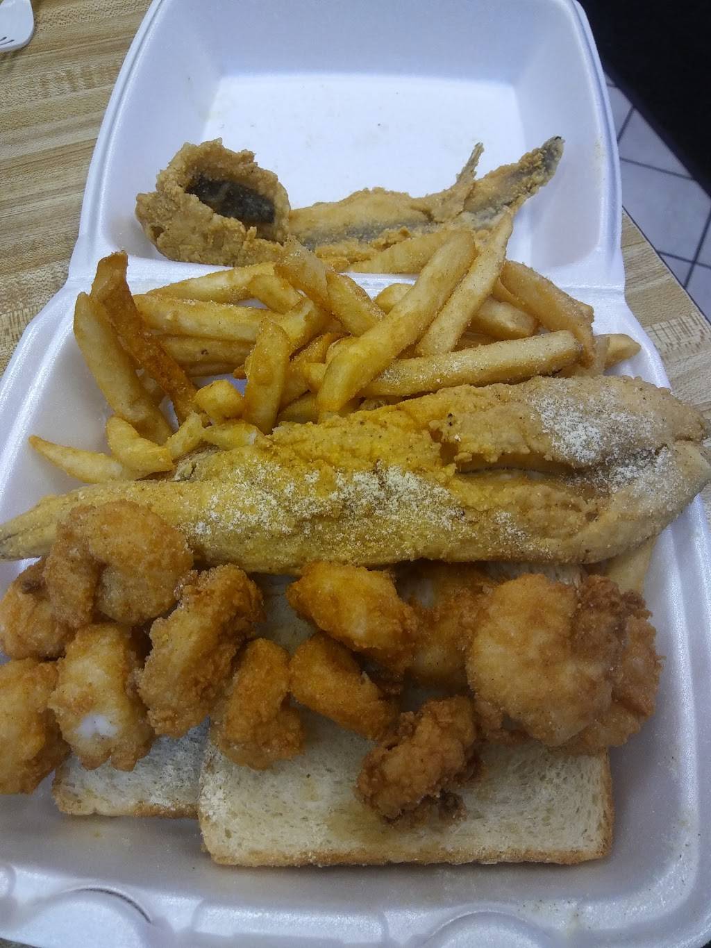 JJ Fish & Chicken | restaurant | 2567 Burr St, Gary, IN 46406, USA | 2198445423 OR +1 219-844-5423