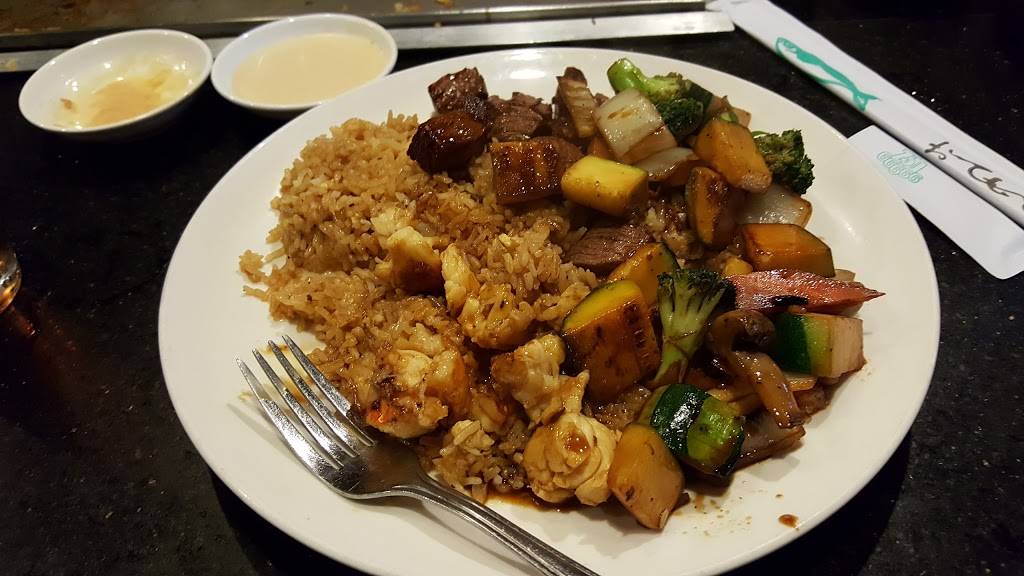 AKI Japanese Restaurant | restaurant | 424 Gateway Ave, Chambersburg, PA 17201, USA | 7172639393 OR +1 717-263-9393